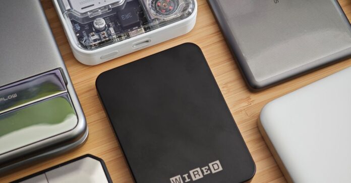 Best20MagSafe20Power20Banks20SOURCE20Simon20Hill.jpg
