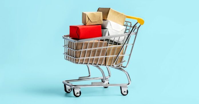 Black-Friday-Tips-Gear-GettyImages-1192339276.jpg