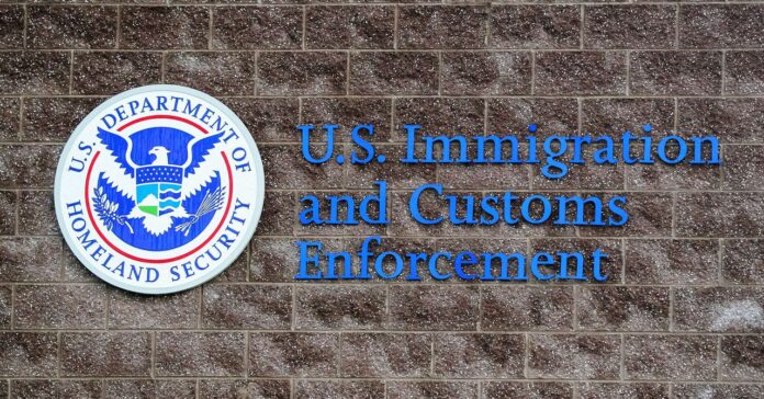 DHS-Failed-to-Delete-Sensitive-Data-on-Americans-Politics-2221926006.jpg