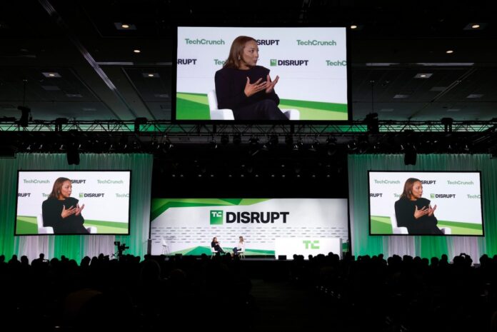 tekedra-many_views-disrupt.jpg